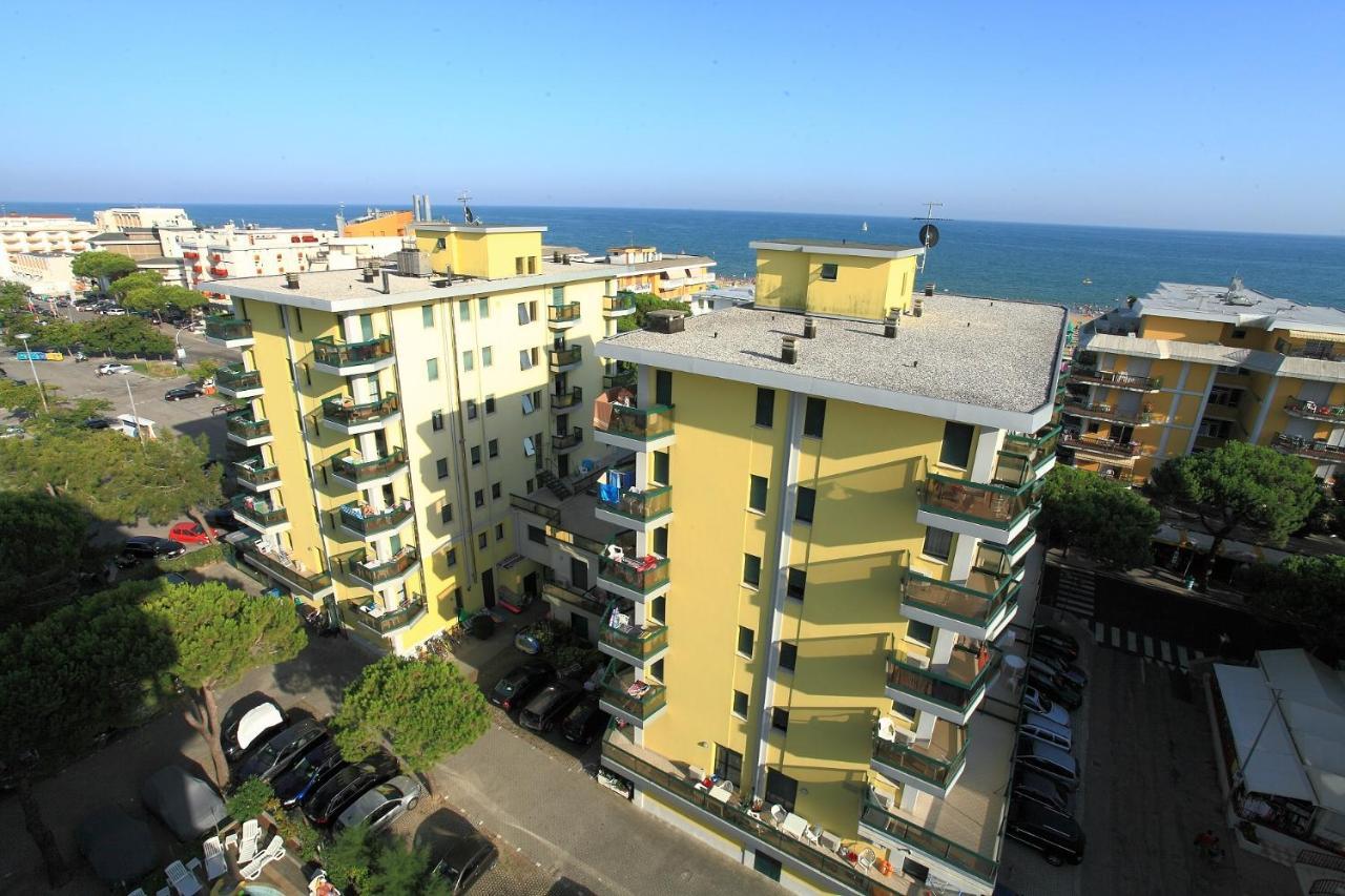 Costa Del Sol Διαμέρισμα Τζεσόλο Λίντο Εξωτερικό φωτογραφία